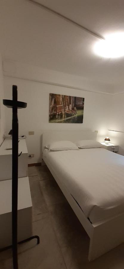 ヴェネツィアCastello Ground Floorアパートメント エクステリア 写真
